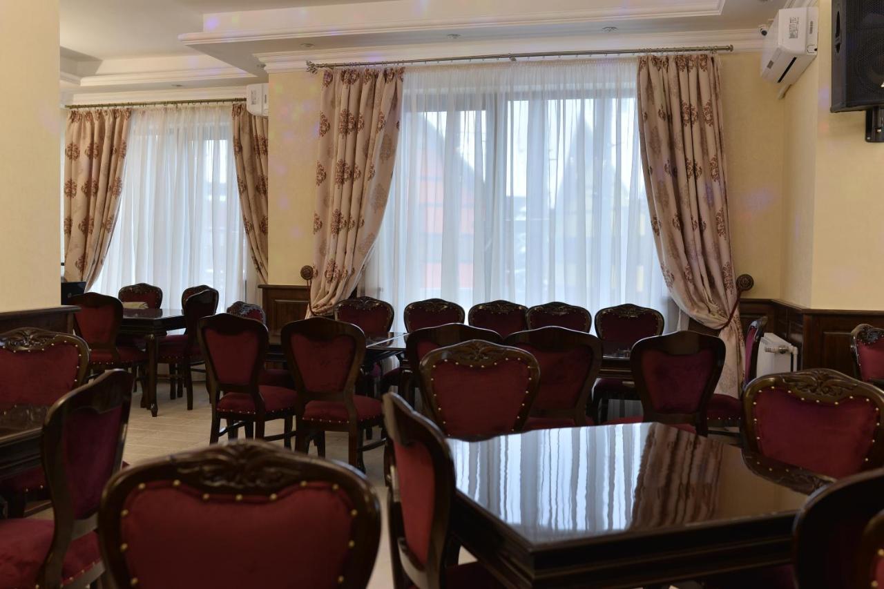 Hotel Edy'S Royal Predeal Exterior foto